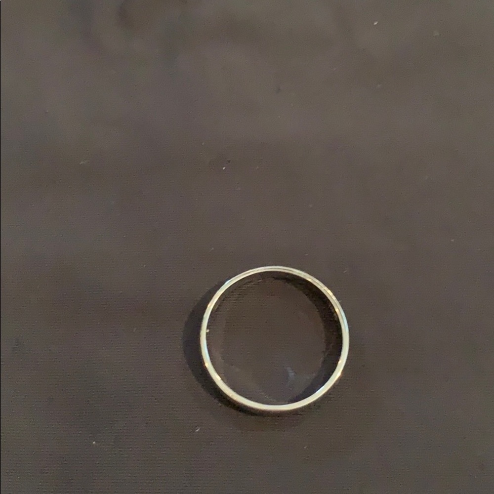 White gold wedding band size9